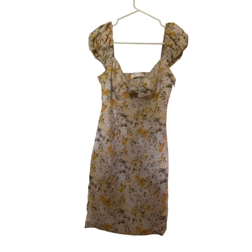 ASTR The Label Floral Puff Sleeve Mini Dress Size M